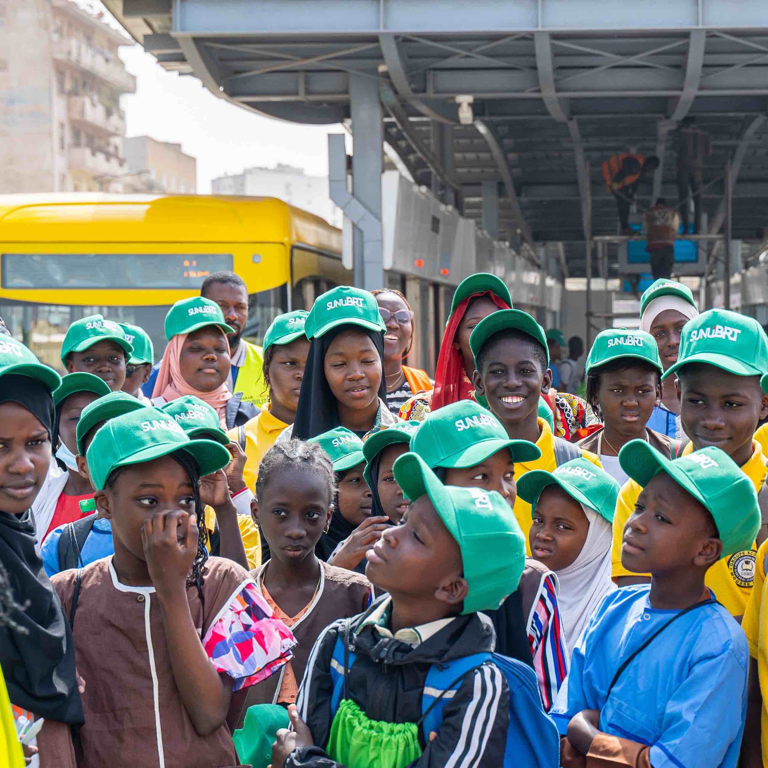 Visite-Découverte du BRT à l'intention de 110 élèves provenant de divers établissements d'enseignement primaire et secondaire du département de Guédiawaye.